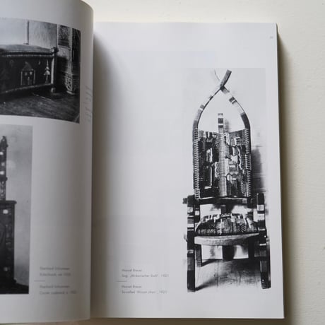 Bauhaus-Möbel: Eine Legende wird besichtigt / Bauhaus Furniture: A Legend Reviewed   [Used]
