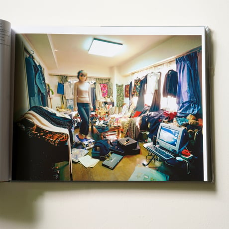 HAPPY VICTIMS｜都築響一 Kyoichi Tsuzuki