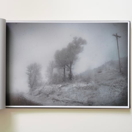 Todd Hido - THE END SENDS ADVANCE WARNING