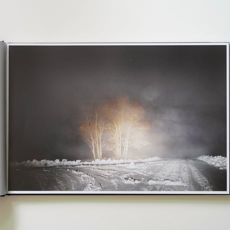 Todd Hido - THE END SENDS ADVANCE WARNING