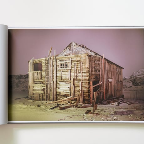 Todd Hido - THE END SENDS ADVANCE WARNING