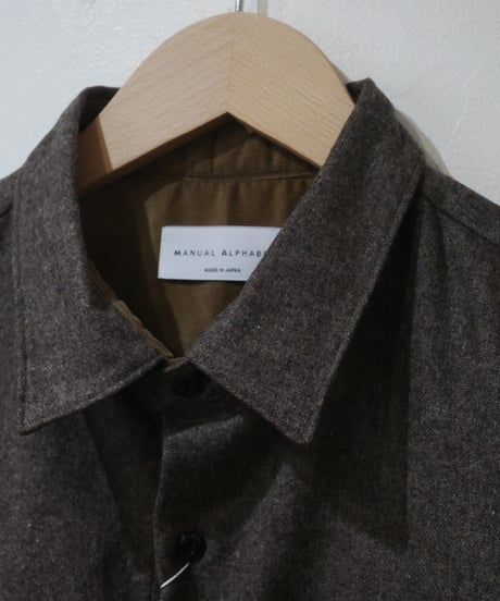 マニュアルアルファベット【manualalphabet】WOOL R/C SHIRTS　ベージュ