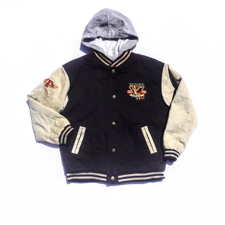 スタジャン | STORES