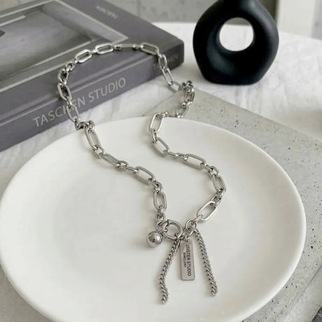 asymmetry link charm necklace　VM1129