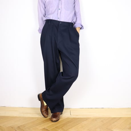 W32 2-Tuck Chino Trousers 029
