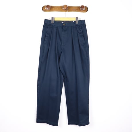 W31 2-Tuck Chino Trousers 025