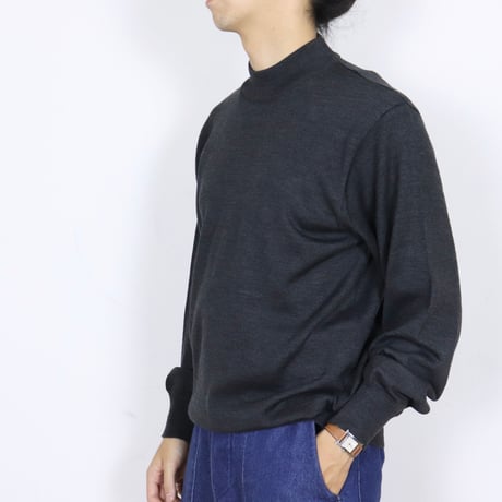 Italian Vintage Mock Neck Knit 1980s.