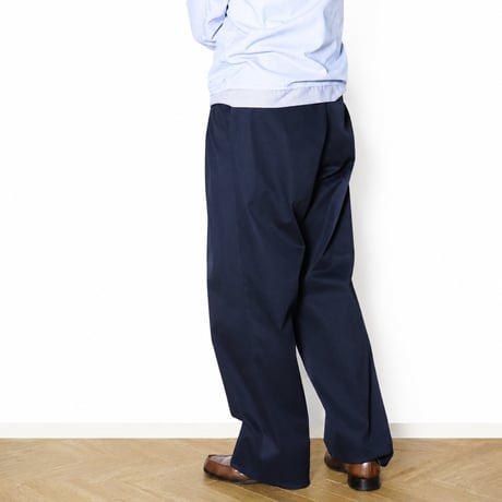 W30 2-Tuck Chino Trousers 032
