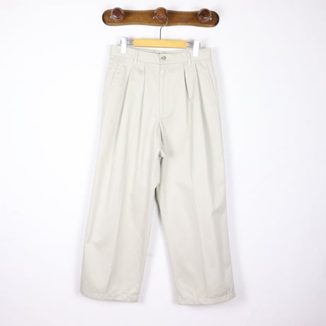 W30 2-Tuck Chino Trousers 027