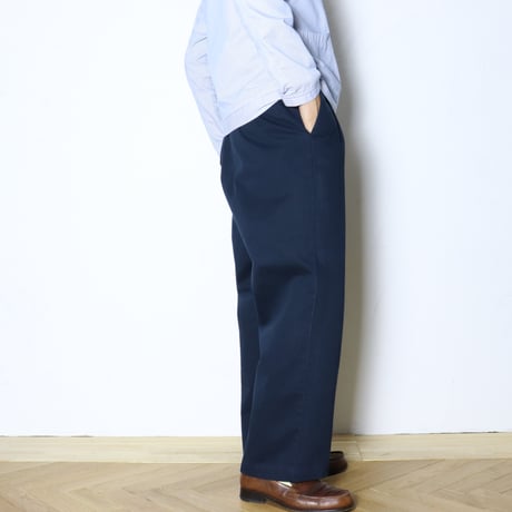 W29 2-Tuck Chino Trousers 030