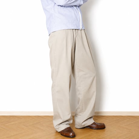 W30 2-Tuck Chino Trousers 031