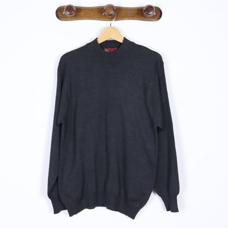 Italian Vintage Mock Neck Knit 1980s.