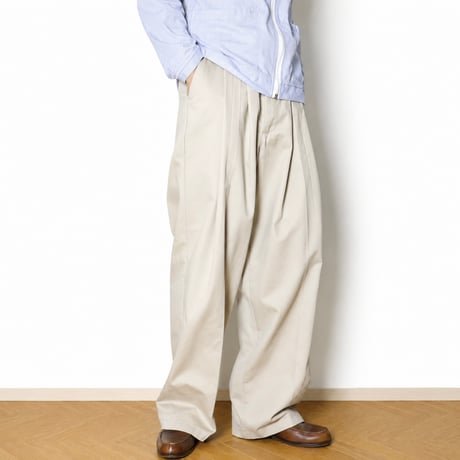 W30 2-Tuck Chino Trousers 033