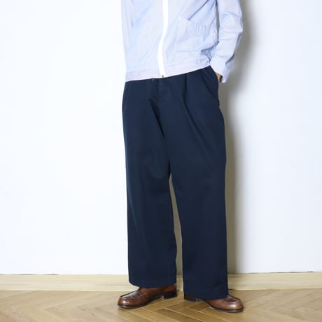 W29 2-Tuck Chino Trousers 030
