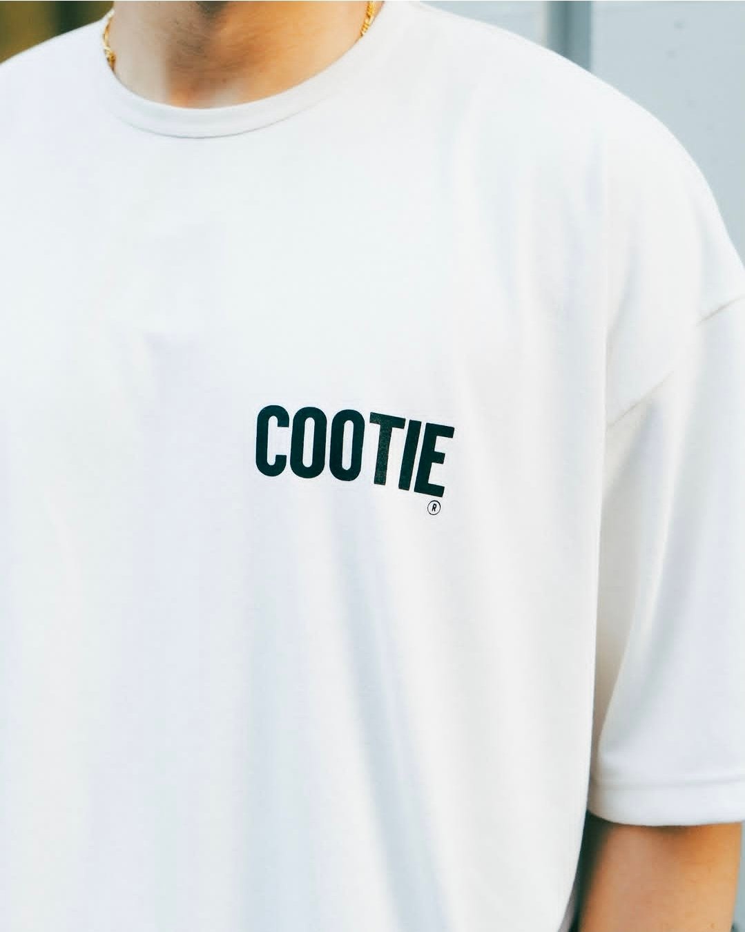 𝐂𝐎𝐎𝐓𝐈𝐄 | Dry Tech Jersey Oversized S/S Tee | Bl