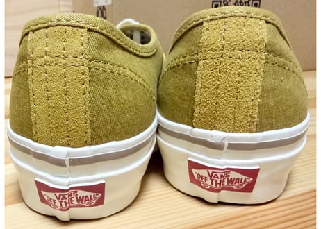 バンズ　VANS オーセンティック　リシュー44 レディーススニーカー　Salt Wash Harvest Gold ゴールド 23.5cm