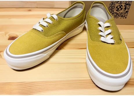 バンズ　VANS オーセンティック　リシュー44 レディーススニーカー　Salt Wash Harvest Gold ゴールド 23.5cm