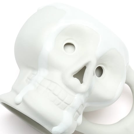 ATTRACTIONS SKULL MUG WHITE