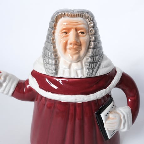 Pot / Judge