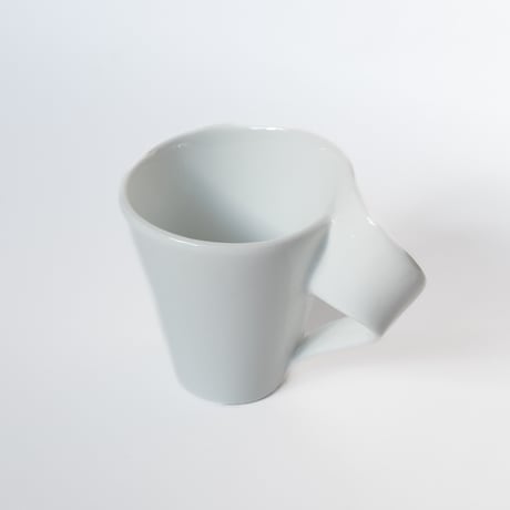Cup & Saucer / Wave