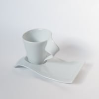 Cup & Saucer / Wave