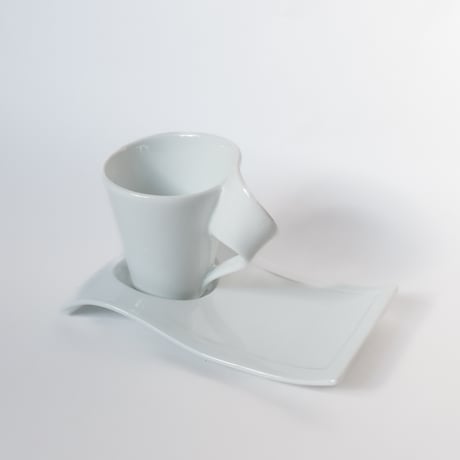 Cup & Saucer / Wave