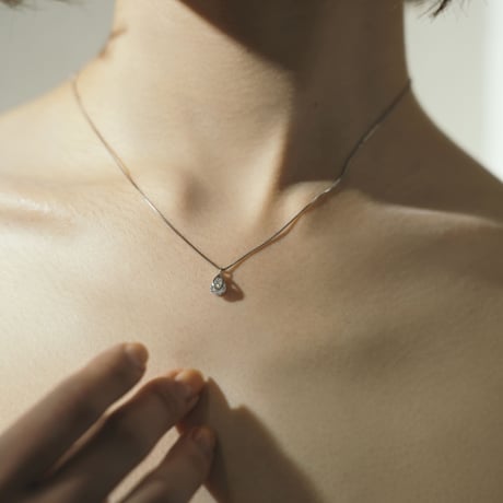 Sunlit Dew Necklace