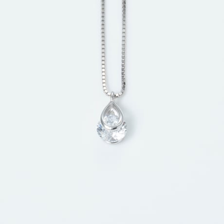 Sunlit Dew Necklace