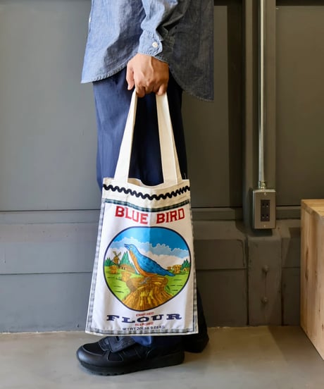〈PRETTY PLAIN〉Blue Bird Flour Book Bag / Natural