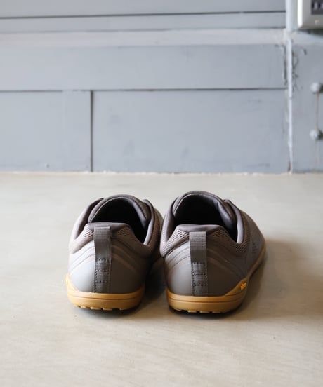 〈TOPO ATHLETIC〉Connect / Tan x Gum