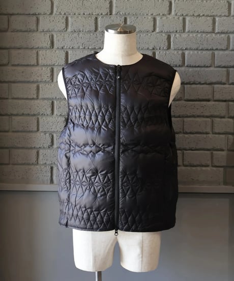 〈SOUTH2 WEST8〉x〈TAION〉 Inner Down Vest / Black