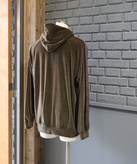 〈NEEDLES〉Track Hoody - C/PE Velour / Taupe