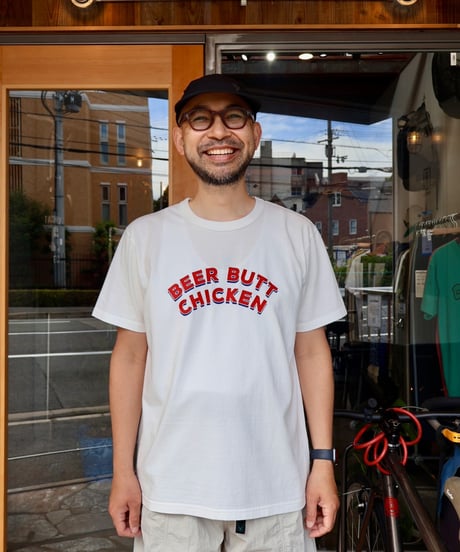 〈TACOMA FUJI RECORDS〉BEER BUTT CHICKEN Tee / White, Oatmeal