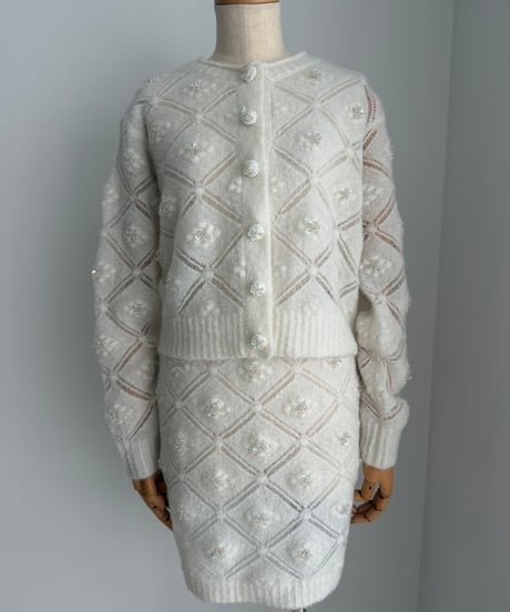 Beated crochet C/D ivory pre order
