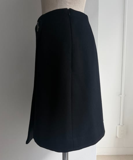 Short beaver wrap mini skirt