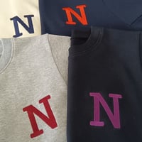 NUS【ヌース】刺繡ロゴスウェットプルオーバー650-35547