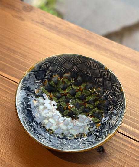 岡本芳久 刻文浅鉢 藍釉 3