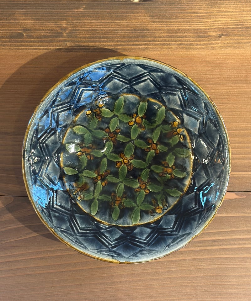 タイアップセール　関山　丸鉢　絵付け 岡本芳久 刻文浅鉢 藍釉 1 | 日日用品 SIBI | 仙台・秋保の小さな日用