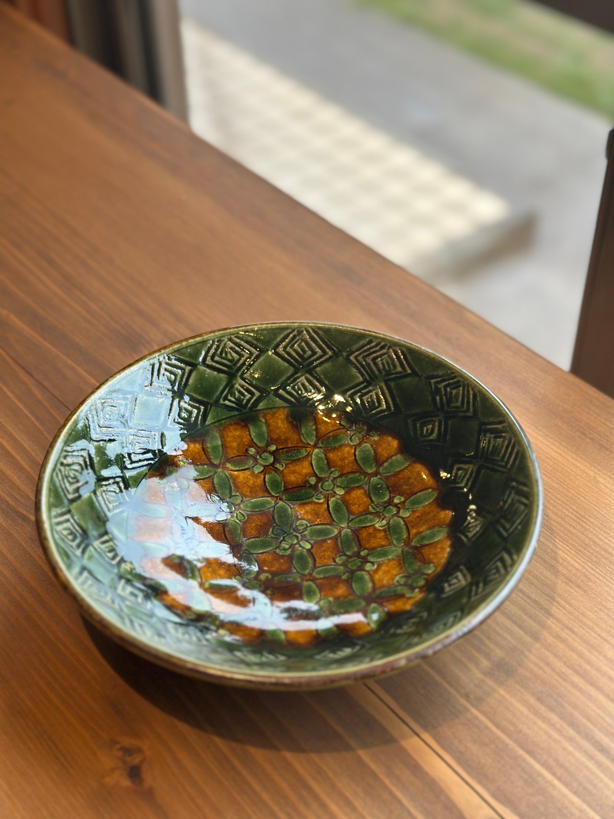 岡本芳久 刻文浅鉢 緑釉 1 | 日日用品 SIBI | 仙台・秋保の小さな日用