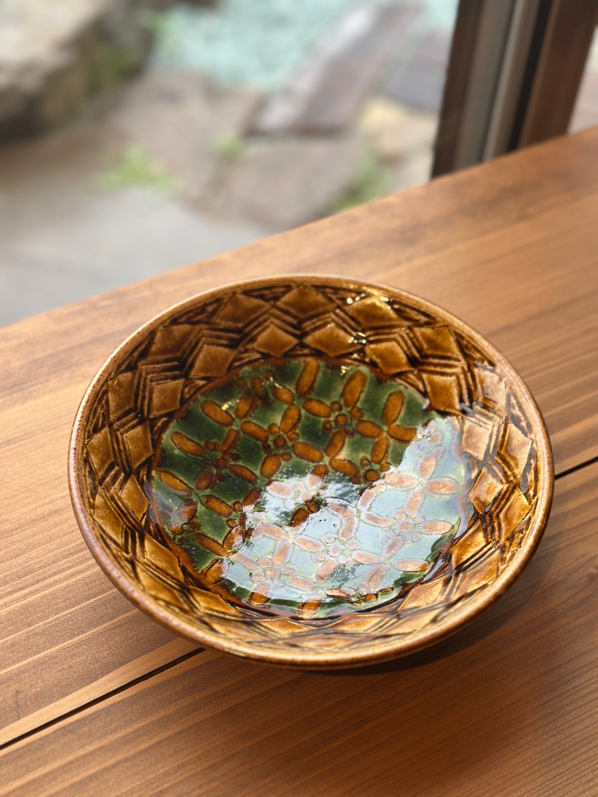 岡本芳久 刻文浅鉢 飴釉 2 | 日日用品 SIBI | 仙台・秋保の小さな日用