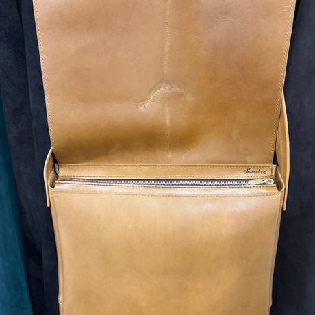 備えるショルダーバッグ