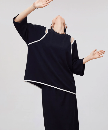 Open Shoulder Piping Tops & Slit Long Skirt