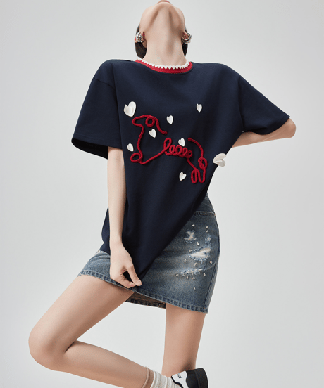 Heart Embroidery Contrast Neck Short Sleeve T-Shirt