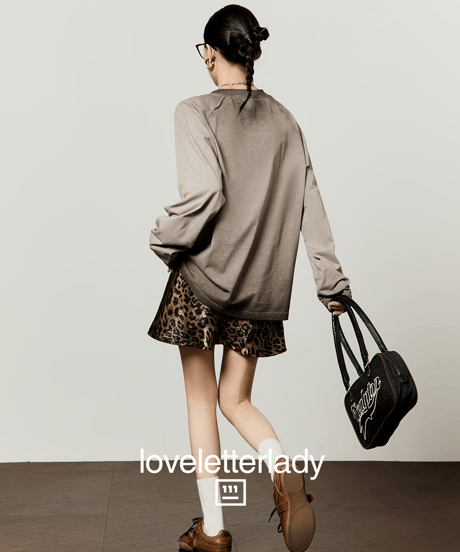 Leopard Ribbon Vintage Graphic Oversized Long T-Shirt