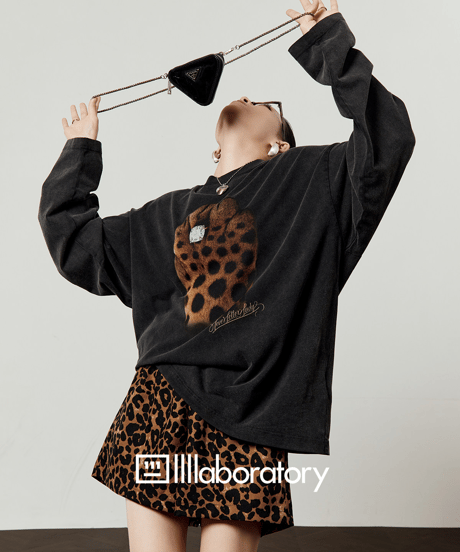 Leopard Paw Graphic Oversized Long Sleeve T-Shirt
