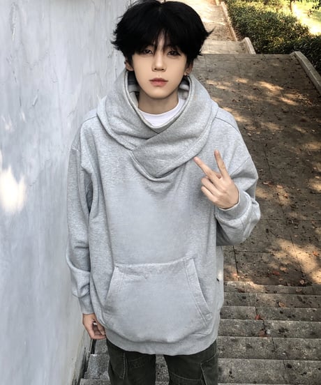 High-Neck Oversized Hooded Sweatshirt with Voluminous Hood / 2colors