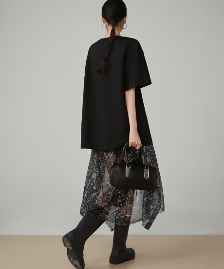 Garter Graphic Oversized Short Sleeve T-Shirt