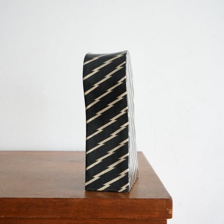 Art object / YAOKI TOSHIE