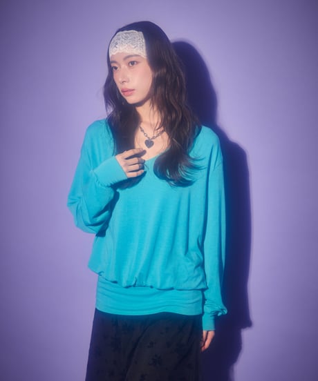 Soft drape V-neck top