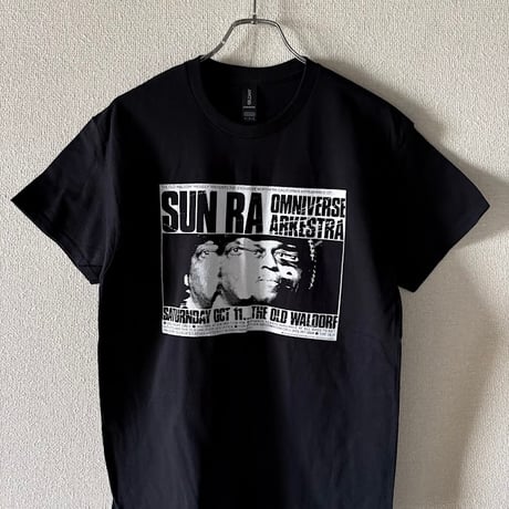 【輸入新品レア】 SUN RA ARKESTRA - OMNIVERSE BLACK GILDAN ULTRA COTTON サンラ Tシャツ